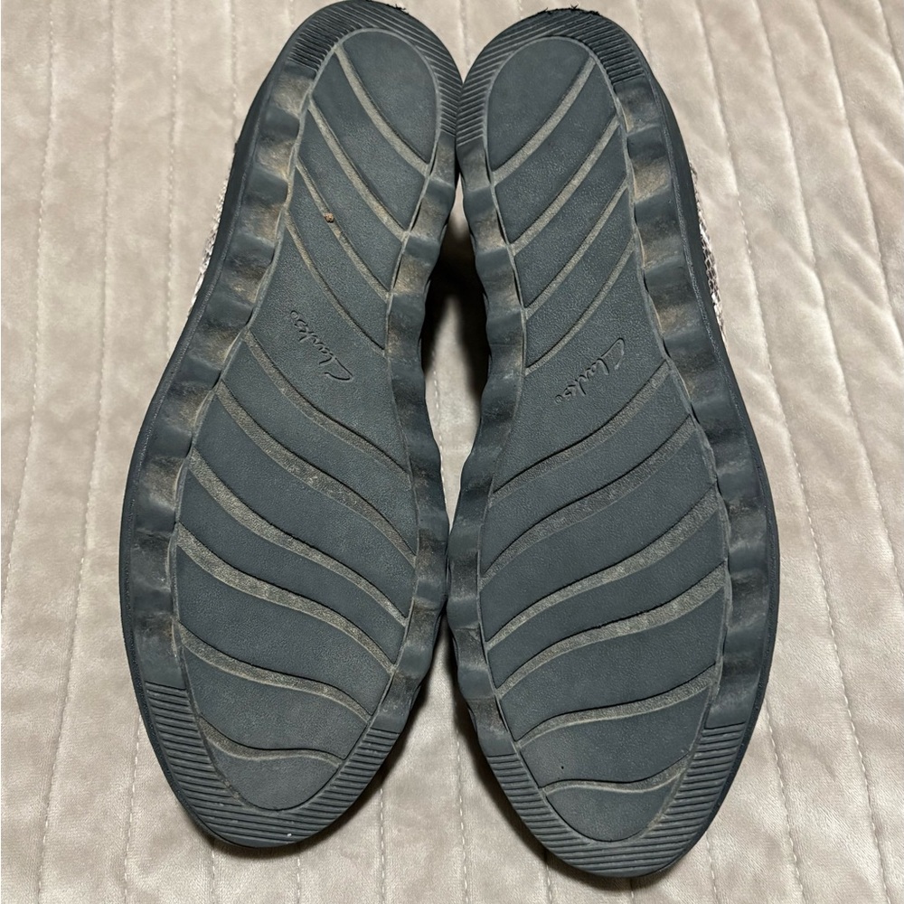 Clarks Women's Snakeskin Pattern Loafers - Picture 8 of 9